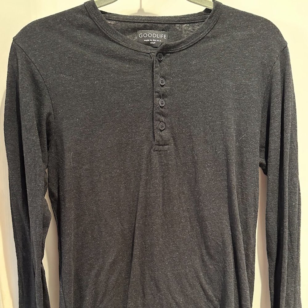 Overdyed tri-blend scallop henley